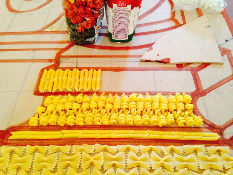 Installazione Scenografica Dal titolo: Il Trionfo della Pasta Anno 2014 Progetto “ B FOOD”, Asociazione Culturale Segni Inversi, Casina del Principe Carracciolo, Avellino, 25 Giugno- 15 Settembre 2014