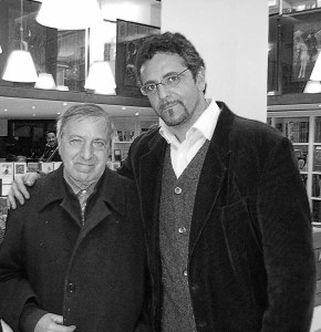 Gennaro Vallifuoco in compagnia del M° Roberto de Simone