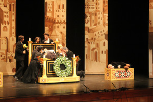 Foto di Scena - Gianni Schicchi Anno 2014 Opera in un atto di Giacomo Puccini Libretto di: Gioacchino Forzano Regia: Cesare Scarton Accademia Nazionale di Santa Cecilia Auditorium Parco della Musica di Roma Sala Petrassi Roma, 11-12-14 Settembre 2012.